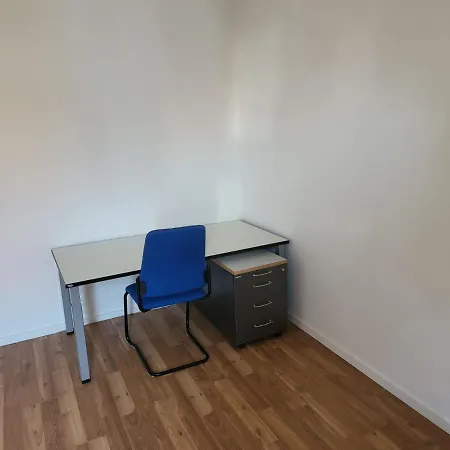 Privatzimmer An Der Uniklinik - Nur Fuer Weibliche Gaeste Homestay *