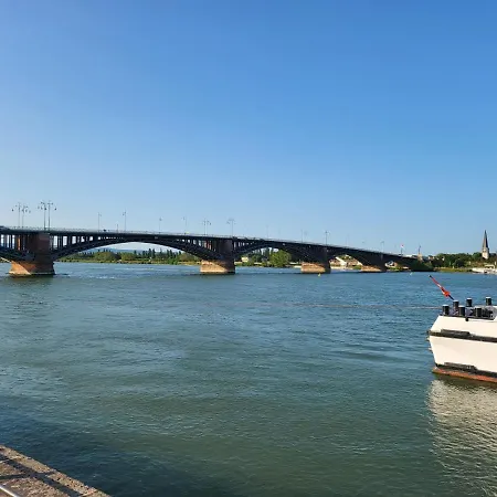 Exklusives & Ruhiges Zimmer An Der Uni Mainz * 마인츠