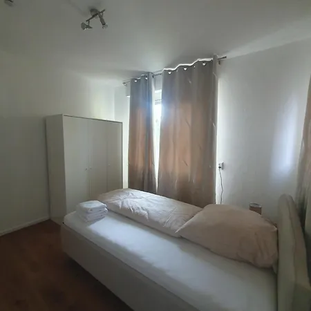 Homestay Privatzimmer An Der Uniklinik - Nur Fuer Weibliche Gaeste