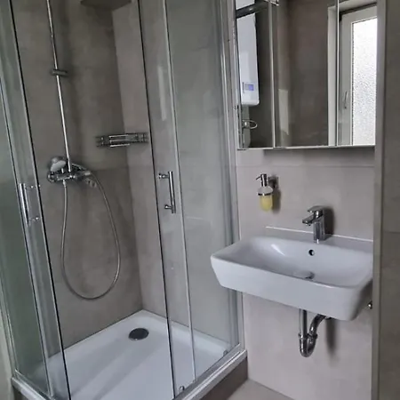 Exklusives & Ruhiges An Der Uni Privat bolig