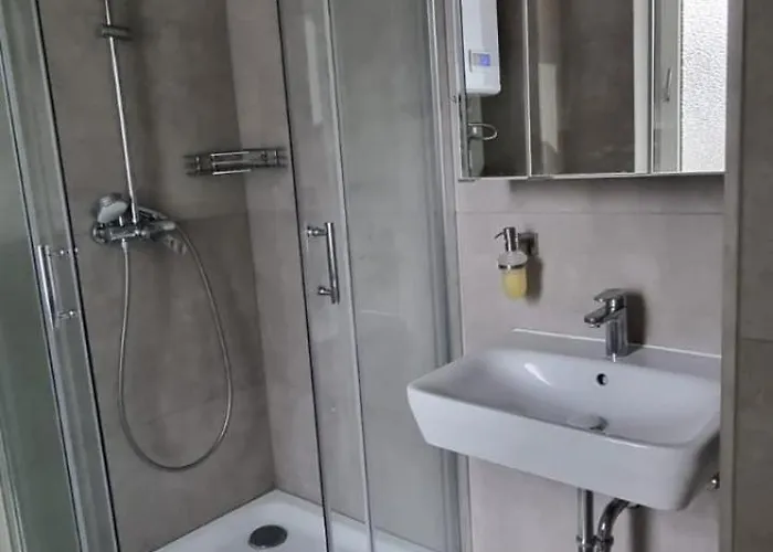 Exklusives & Ruhiges An Der Uni Privat bolig