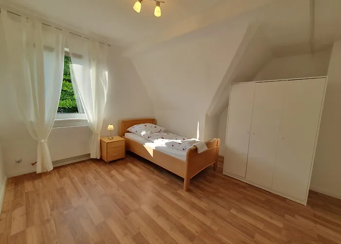 Exklusives & Ruhiges An Der Uni בית אירוח